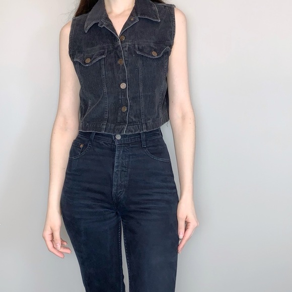 Vintage Jackets & Blazers - 💋SALE Vintage cropped corduroy vest top.